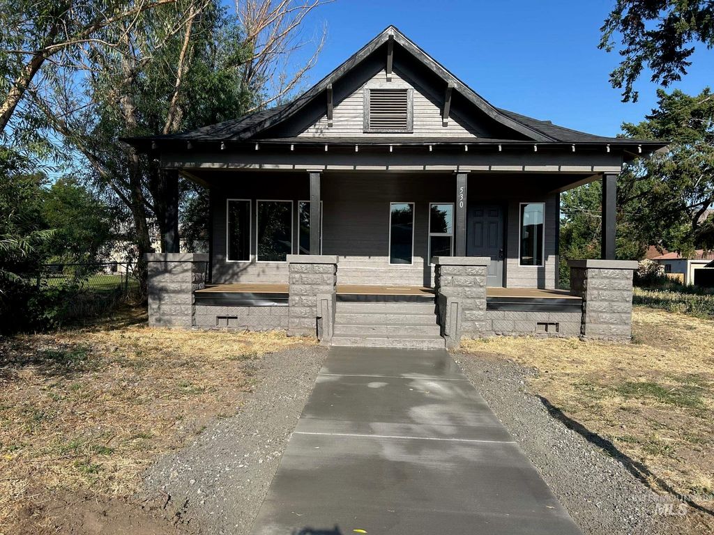 530 9th Street, Clarkston, WA 99403