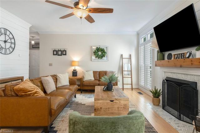 2113 Benwicke Drive, Pfafftown, NC 27040