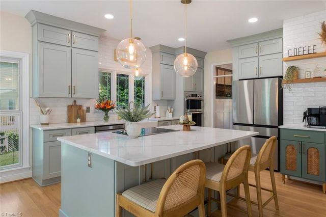 2113 Benwicke Drive, Pfafftown, NC 27040