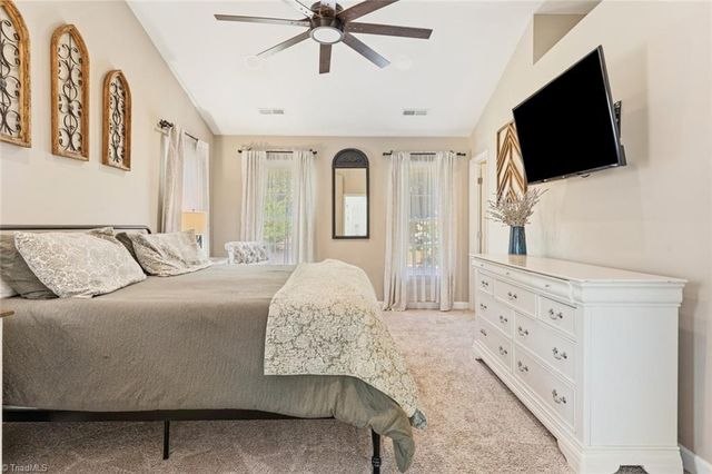 2113 Benwicke Drive, Pfafftown, NC 27040