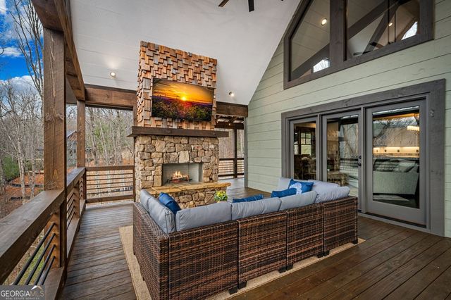 895 Price Road, Blue Ridge, GA 30513