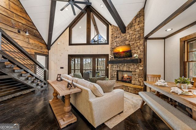 895 Price Road, Blue Ridge, GA 30513