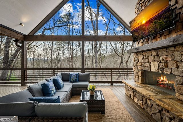 895 Price Road, Blue Ridge, GA 30513