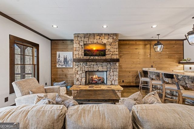 895 Price Road, Blue Ridge, GA 30513