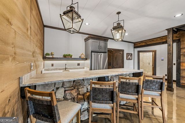 895 Price Road, Blue Ridge, GA 30513