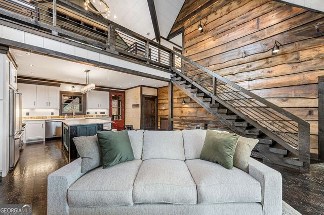 895 Price Road, Blue Ridge, GA 30513