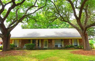 1438 S Woodhaven St, Baton Rouge, LA 70815