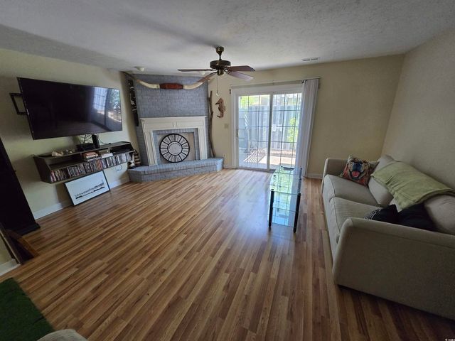 830 44th Ave N Apt B4, Myrtle Beach, SC 29577