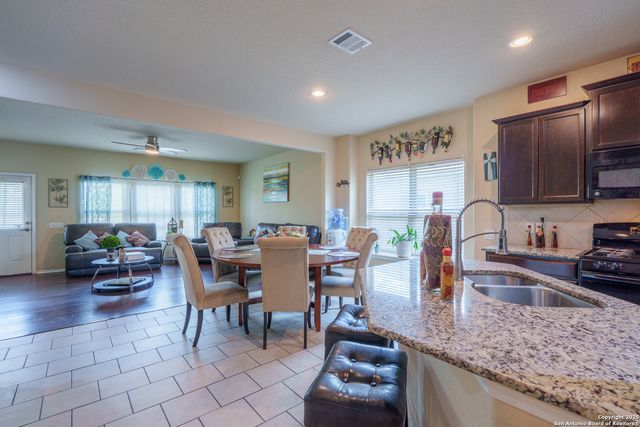 11607 Pelican Pass, San Antonio, TX 78221