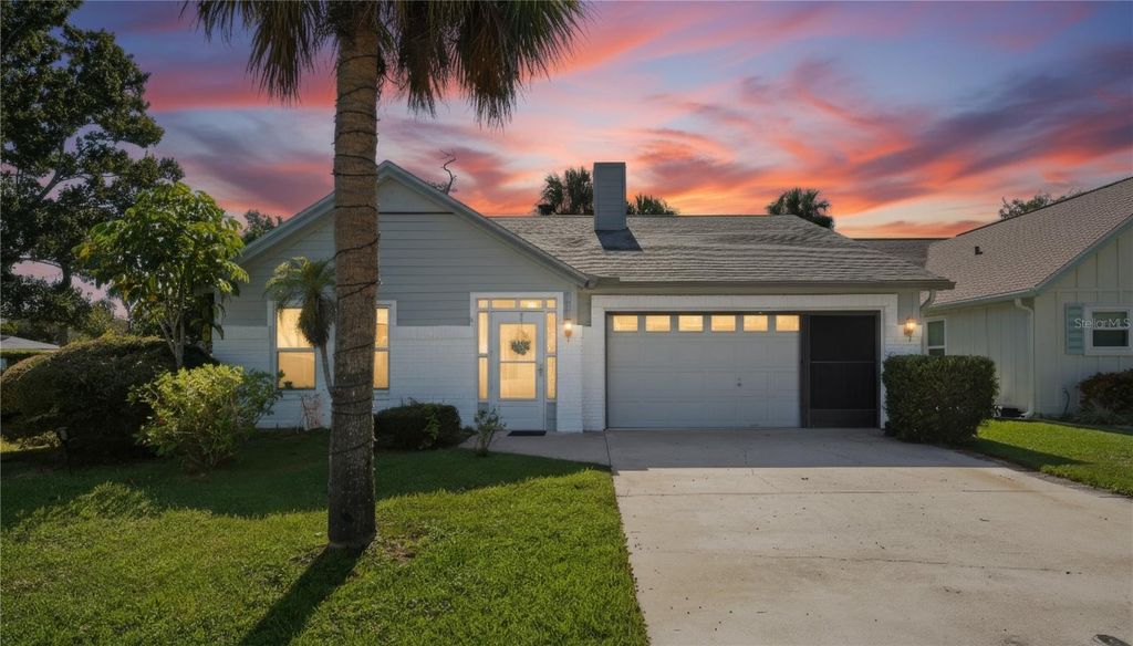Image 15 of property listing at 731 PINE SHORES CIRCLE, New Smyrna Beach, FL 32168