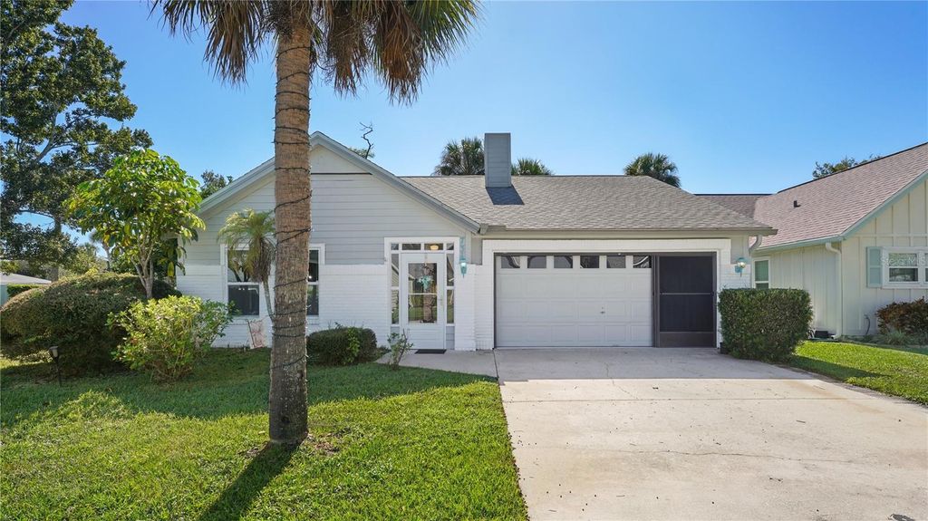 Image 3 of property listing at 731 PINE SHORES CIRCLE, New Smyrna Beach, FL 32168