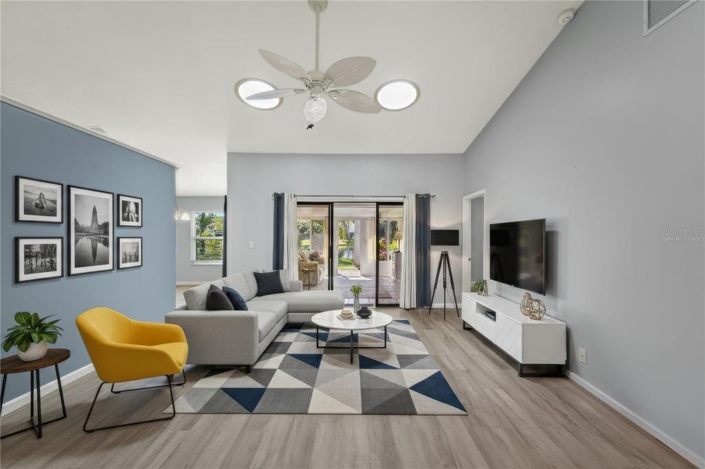 Image 5 of property listing at 731 PINE SHORES CIRCLE, New Smyrna Beach, FL 32168