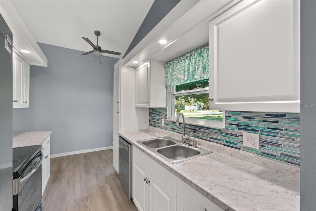 Image 8 of property listing at 731 PINE SHORES CIRCLE, New Smyrna Beach, FL 32168