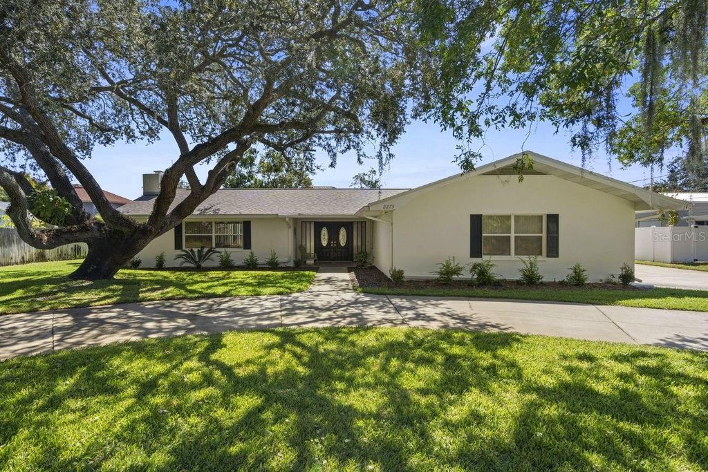 2275 TWIN LANE DRIVE, Dunedin, FL 34698