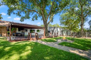 2411 Orange Street, Waller, TX 77484