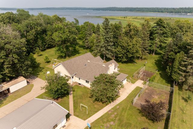 27181 Ridgewood Drive, Merrifield, MN 56465