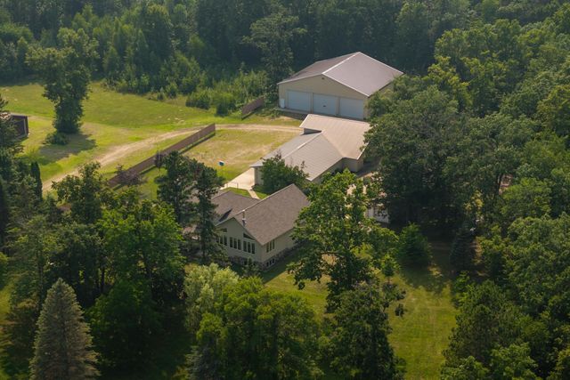 27181 Ridgewood Drive, Merrifield, MN 56465