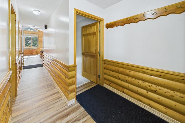 27181 Ridgewood Drive, Merrifield, MN 56465