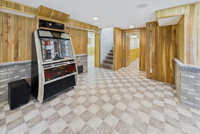 27181 Ridgewood Drive, Merrifield, MN 56465