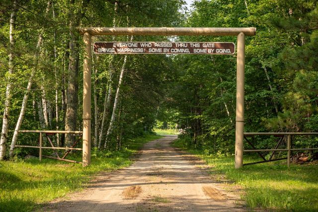 27181 Ridgewood Drive, Merrifield, MN 56465