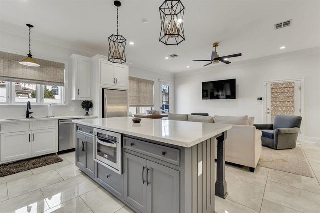 1505 Bellvue Street, Lake Charles, LA 70601