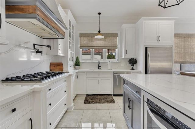 1505 Bellvue Street, Lake Charles, LA 70601