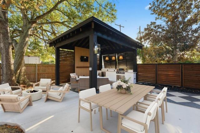 1505 Bellvue Street, Lake Charles, LA 70601