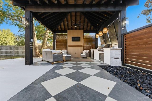 1505 Bellvue Street, Lake Charles, LA 70601