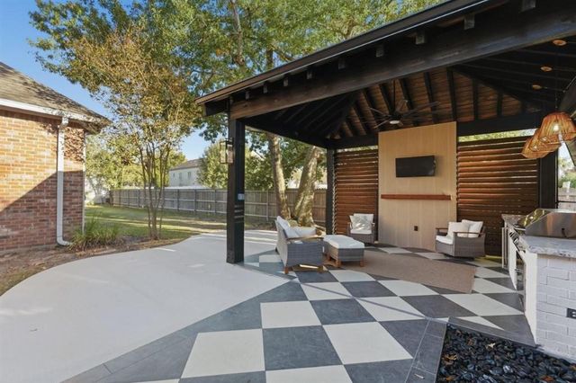 1505 Bellvue Street, Lake Charles, LA 70601