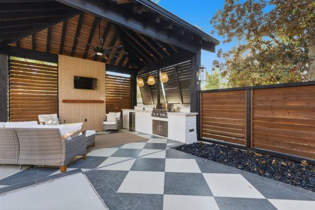 1505 Bellvue Street, Lake Charles, LA 70601