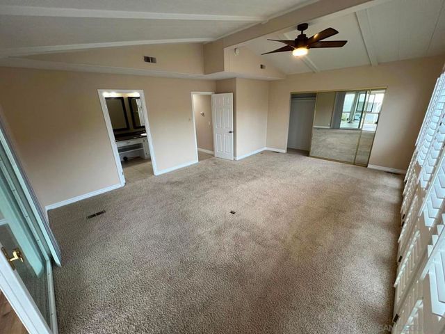 8975 Lawrence Welk SPC 311, Escondido, CA 92026