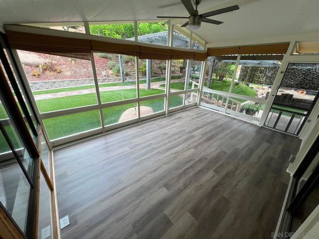 8975 Lawrence Welk SPC 311, Escondido, CA 92026