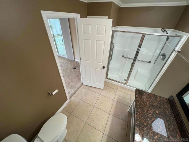8975 Lawrence Welk SPC 311, Escondido, CA 92026