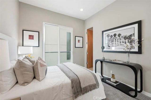 2406 Ocean Drive, Manhattan Beach, CA 90266