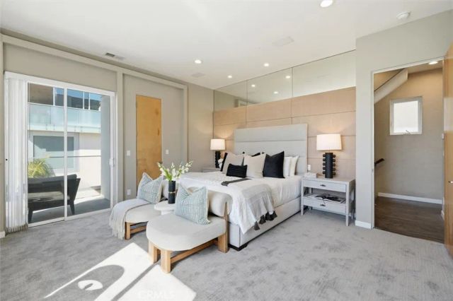 2406 Ocean Drive, Manhattan Beach, CA 90266