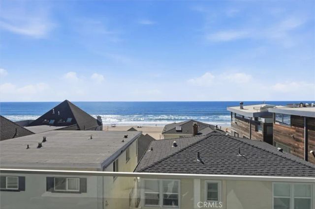 2406 Ocean Drive, Manhattan Beach, CA 90266