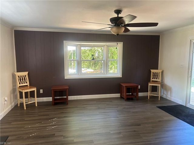 106 Lambert DR, Newport News, VA 23602