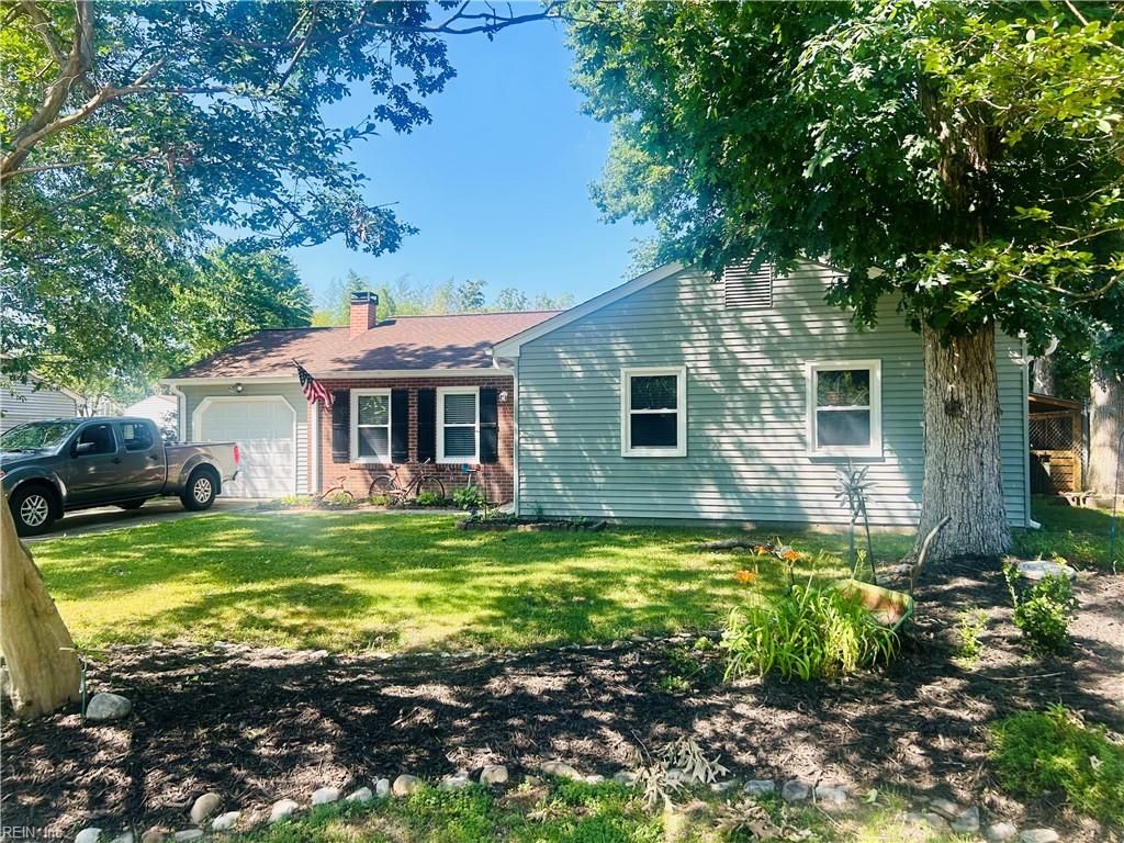 106 Lambert DR, Newport News, VA 23602
