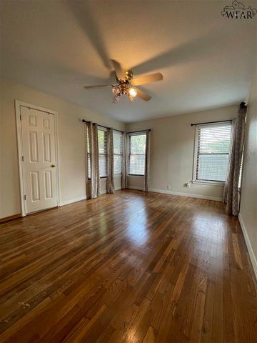 2604 HAIRPIN CURVE, Wichita Falls, TX 76308