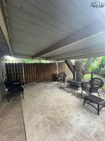 2604 HAIRPIN CURVE, Wichita Falls, TX 76308
