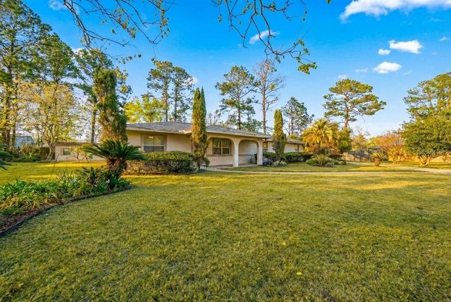 118 W CAMELOT DRIVE, Palatka, FL 32177