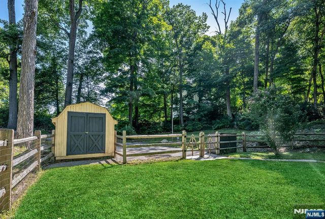 48 Dunham Road, West Milford, NJ 07421