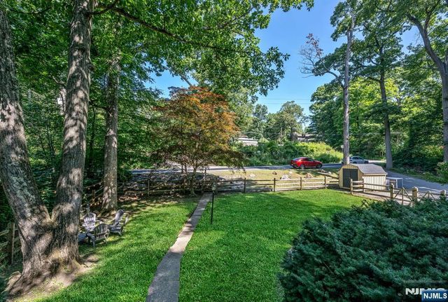 48 Dunham Road, West Milford, NJ 07421