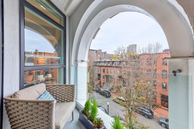 771 Harrison Ave 410, Boston, MA 02118