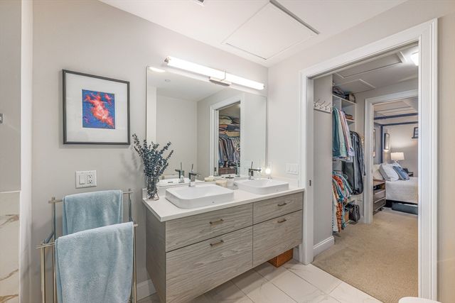 771 Harrison Ave 410, Boston, MA 02118