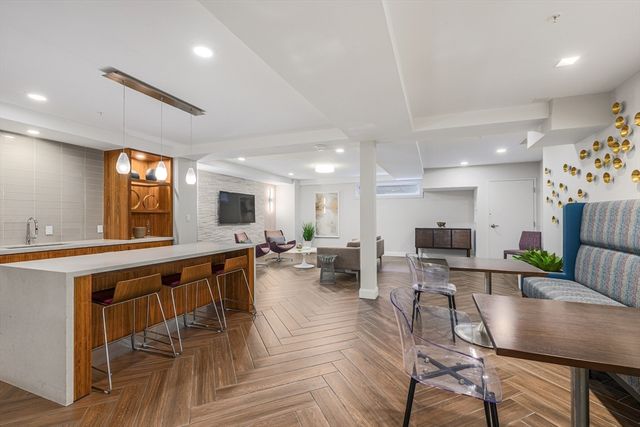 771 Harrison Ave 410, Boston, MA 02118