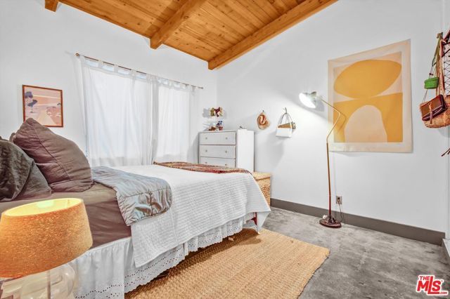 1547 Cerro Gordo Street, Los Angeles, CA 90026