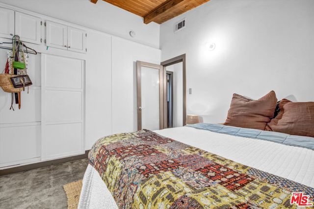 1547 Cerro Gordo Street, Los Angeles, CA 90026