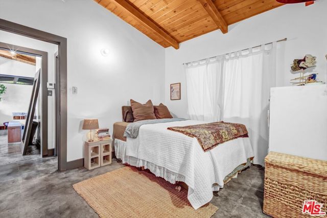 1547 Cerro Gordo Street, Los Angeles, CA 90026
