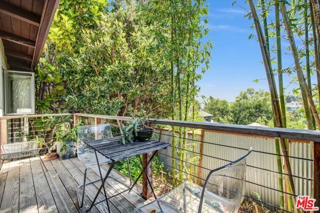 1547 Cerro Gordo Street, Los Angeles, CA 90026
